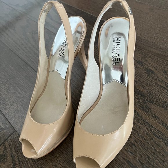 MICHAEL Michael Kors Nude Patent Slingback Pumps - Picture 3 of 7